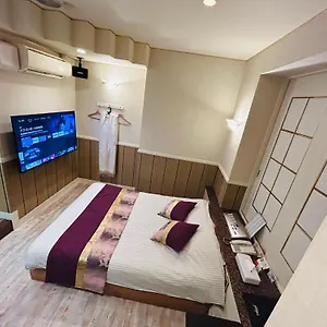ホテル Crystal 大人専用 東京都
